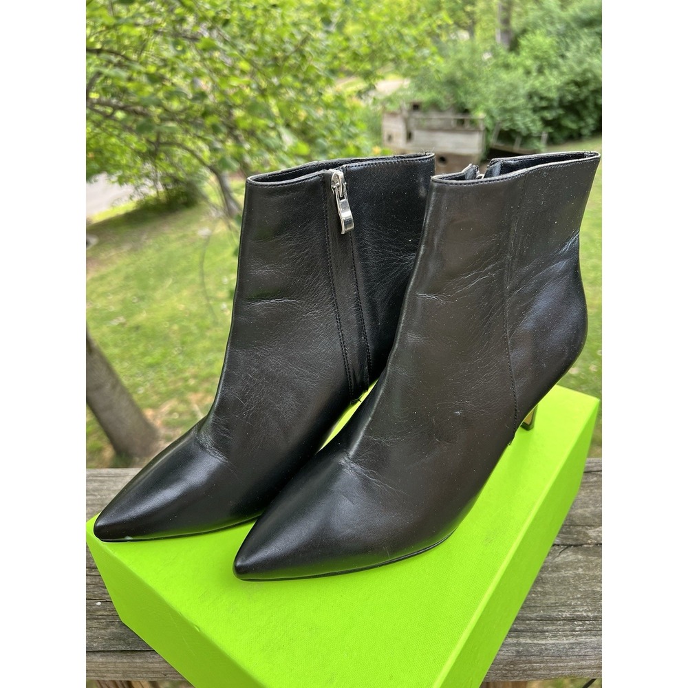 Halogen Haanita-Lea Bootie Pointed Toe Black Size 7 Minimalist Chic Goth Edgy